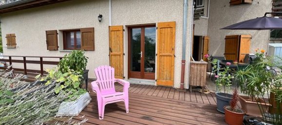 4 bedrooms House in Savoie, France No. 307907 10