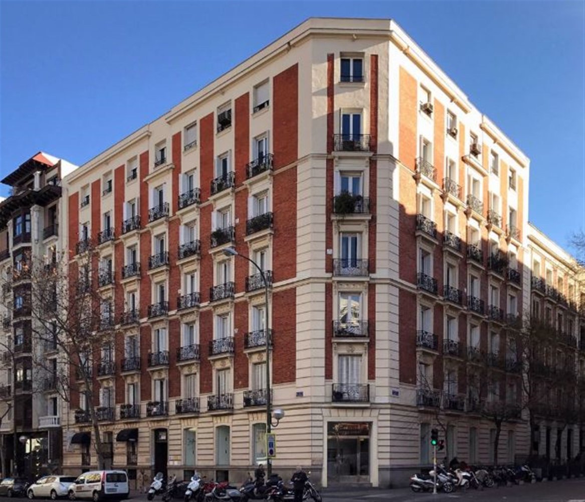 2 bedrooms Apartment in Madrid, Spain No. 124386