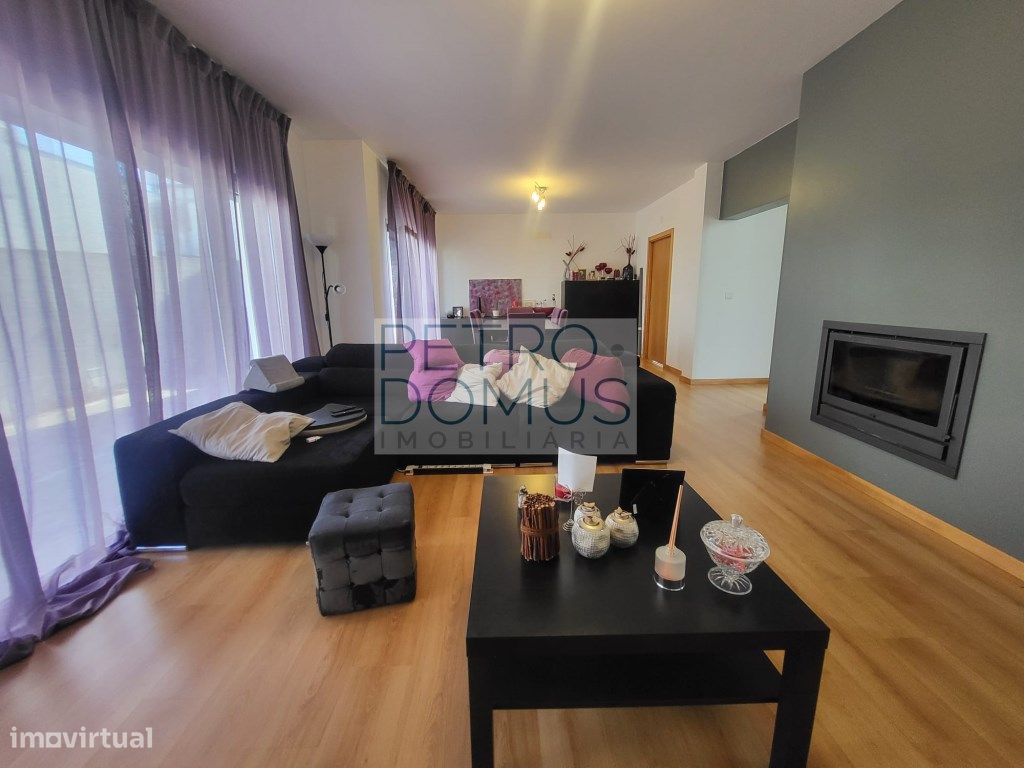 4 chambres Maison à Maceira, Portugal No. 221174