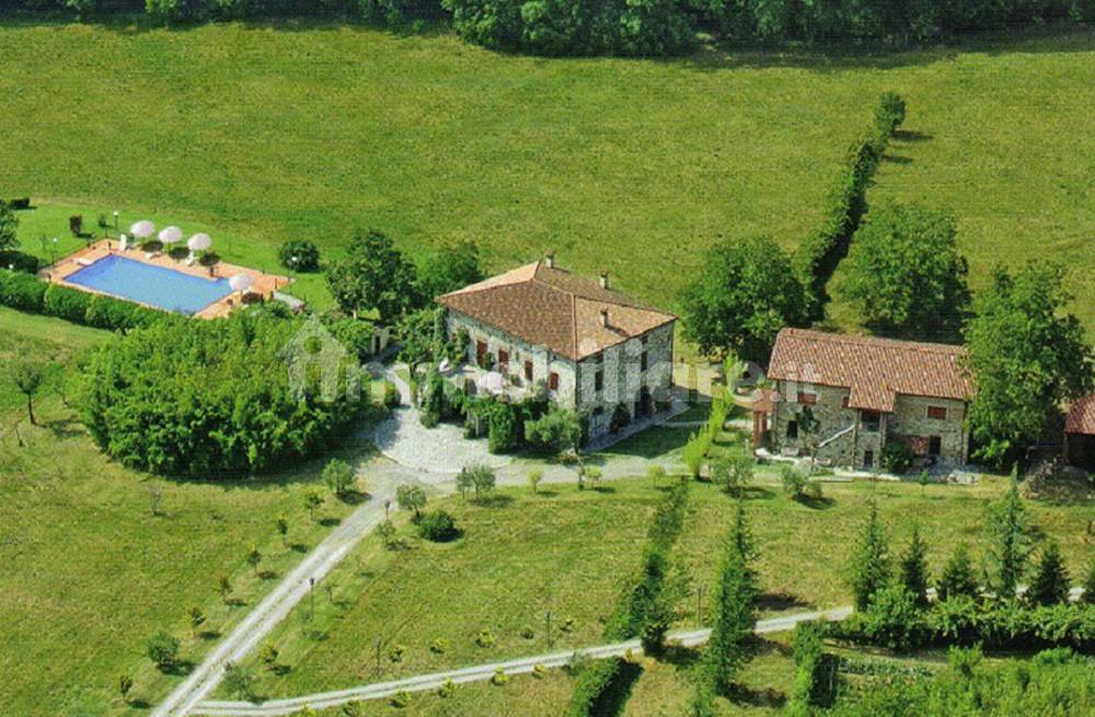8 bedrooms House in Villafranca in Lunigiana, Italy No. 205705