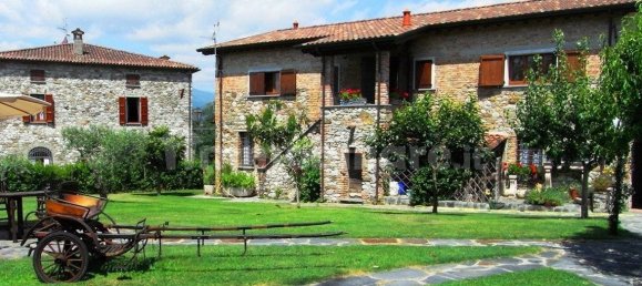 8 bedrooms House in Villafranca in Lunigiana, Italy No. 205705 3