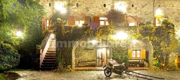 8 bedrooms House in Villafranca in Lunigiana, Italy No. 205705 28