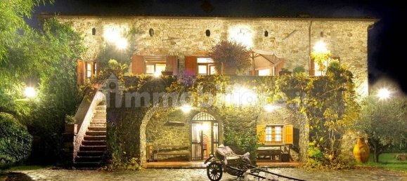 8 bedrooms House in Villafranca in Lunigiana, Italy No. 205705 44