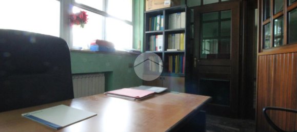 4 rooms Apartment in Campobasso, Italy No. 79132 4