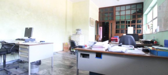 4 rooms Apartment in Campobasso, Italy No. 79132 3