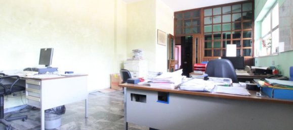 4 rooms Apartment in Campobasso, Italy No. 79132 9