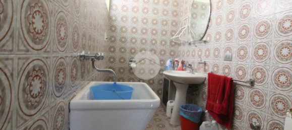 4 rooms Apartment in Campobasso, Italy No. 79132 24