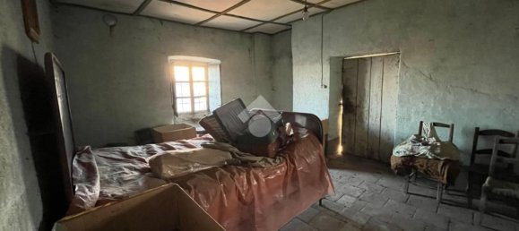 4 rooms House in Revello, Italy No. 152564 11