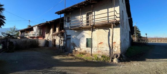 4 rooms House in Revello, Italy No. 152564 10