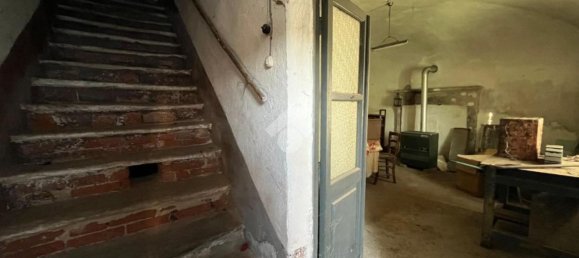 4 rooms House in Revello, Italy No. 152564 4