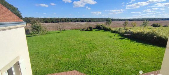 3 bedrooms House in Pontgouin, France No. 229929 8