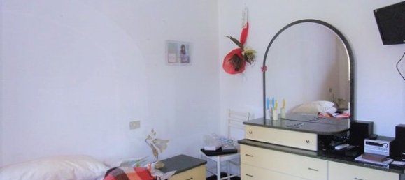 5-Zimmer Wohnung in Urbino, Italy, Nr. 164228 2