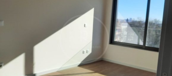3 bedrooms Apartment in Porto, Portugal No. 105029 21