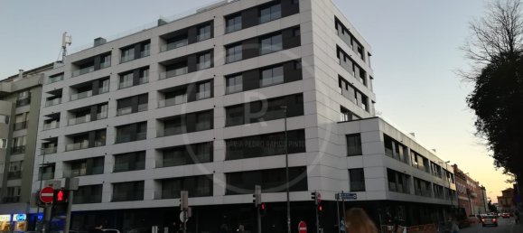 3 bedrooms Apartment in Porto, Portugal No. 105029 50