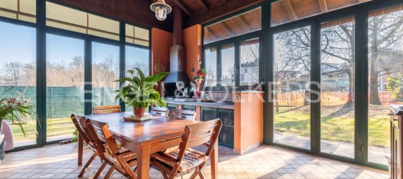 3 bedrooms Villa in Castelletto sopra Ticino, Italy No. 67691 2