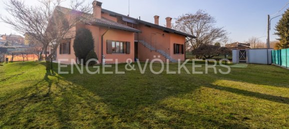3 bedrooms Villa in Castelletto sopra Ticino, Italy No. 67691 5