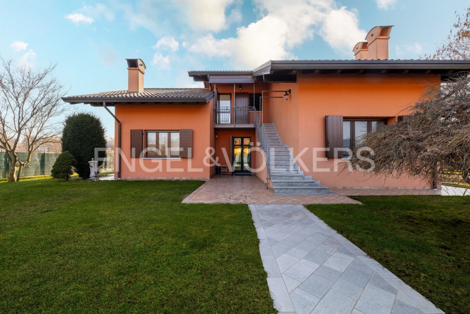 3 bedrooms Villa in Castelletto sopra Ticino, Italy No. 67691