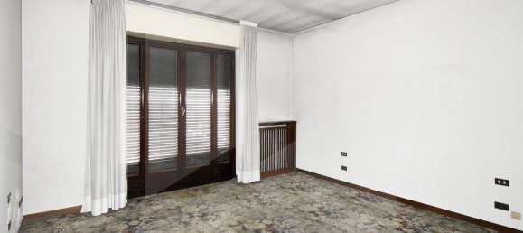 8-salle Villa à Parabiago, Italy No. 17472 27