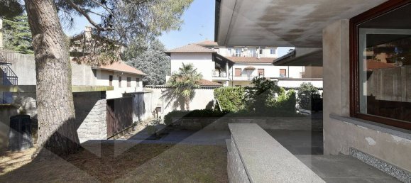 8-salle Villa à Parabiago, Italy No. 17472 19