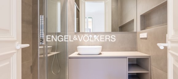 2 غرف نوم شقة في Ciutat Vella, Spain رقم 33984 39