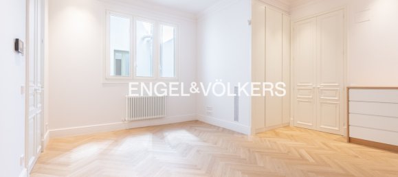 2 غرف نوم شقة في Ciutat Vella, Spain رقم 33984 12