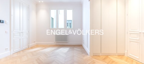 2 غرف نوم شقة في Ciutat Vella, Spain رقم 33984 15