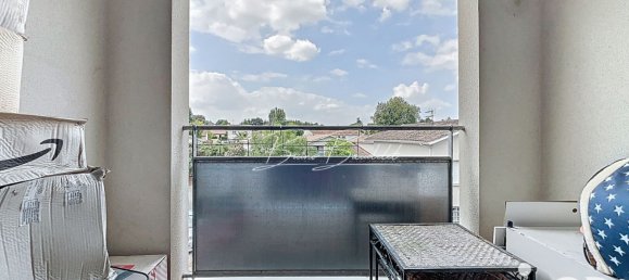 Casa de 5 dormitorios en Sadirac, France No. 289378 9