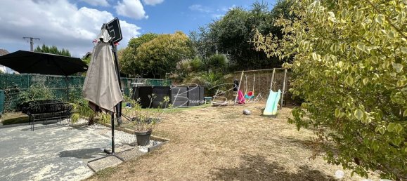 Casa de 5 dormitorios en Sadirac, France No. 289378 2