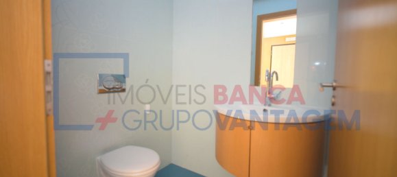 4 bedrooms Apartment in Barreiro, Portugal No. 51424 29