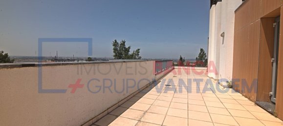 4 bedrooms Apartment in Barreiro, Portugal No. 51424 11