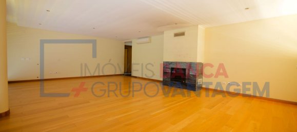 4 bedrooms Apartment in Barreiro, Portugal No. 51424 23