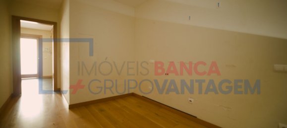 4 bedrooms Apartment in Barreiro, Portugal No. 51424 15