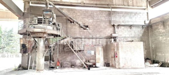 Entrepôt à Matino, Italy 17000m² No. 318853 11