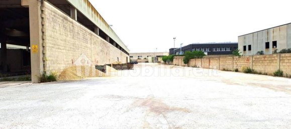 Entrepôt à Matino, Italy 17000m² No. 318853 5