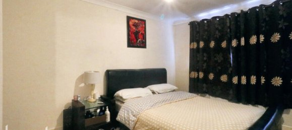 3 bedrooms House in Dartford, United Kingdom No. 4938 5