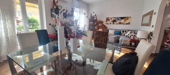 Studio à Viareggio, Italy No. 1388 5