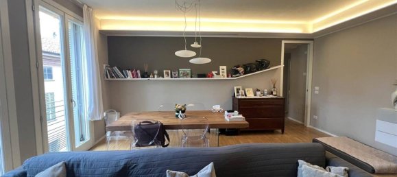 5 rooms Apartment in Piacenza, Italy No. 35653 9