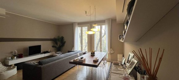 5 rooms Apartment in Piacenza, Italy No. 35653 15