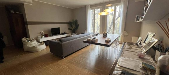 5 rooms Apartment in Piacenza, Italy No. 35653 16