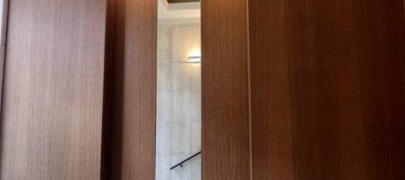 5 rooms Apartment in Piacenza, Italy No. 35653 2