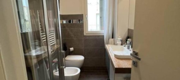 5 rooms Apartment in Piacenza, Italy No. 35653 18