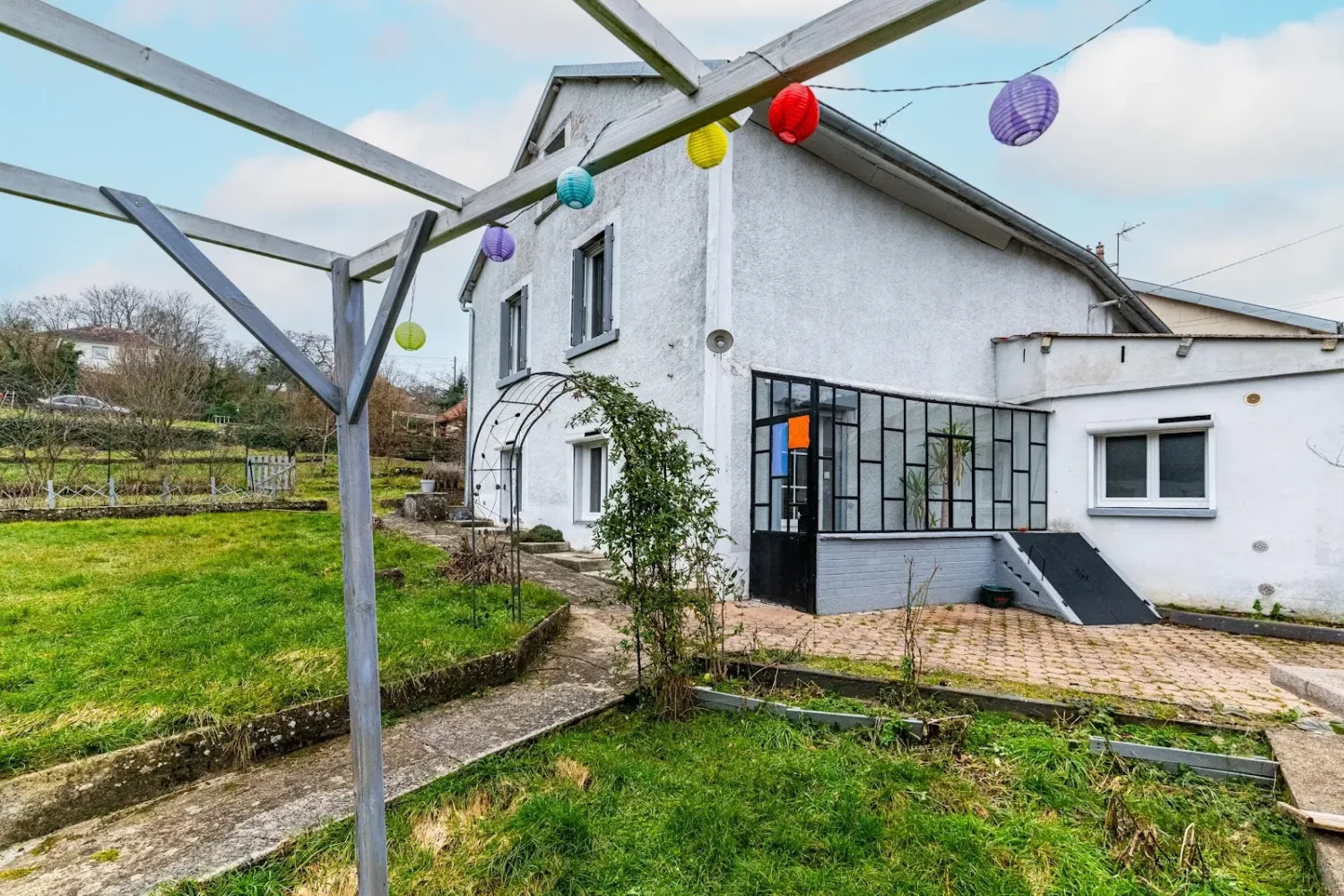 Casa de 4 dormitorios en Haute-Marne, France No. 319711