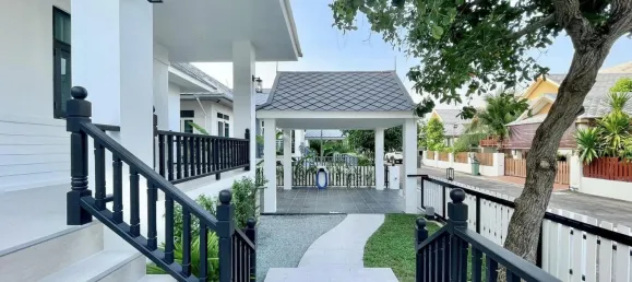 Вилла с 3 спальнями в Паттайя, Таиланд № 71737 8