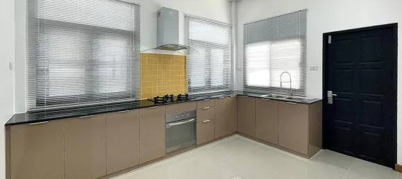 Вилла с 3 спальнями в Паттайя, Таиланд № 71737 16