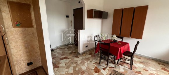 Apartamento de 1 dormitorio en Baranzate, Italy No. 347081 2