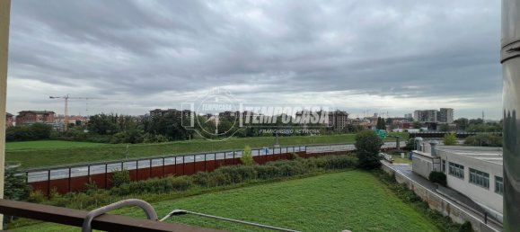 Apartamento de 1 dormitorio en Baranzate, Italy No. 347081 11