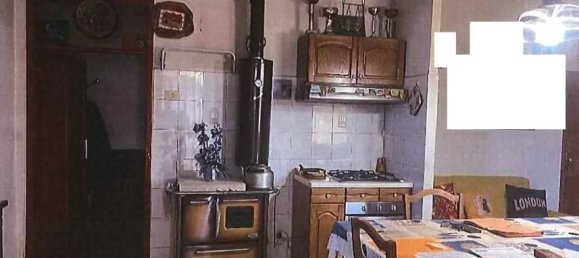 4 bedrooms Apartment in Gubbio, Italy No. 191589 8
