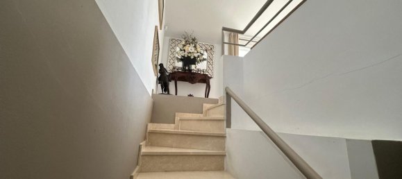 6 bedrooms Penthouse in Cadiz, Spain No. 134520 16