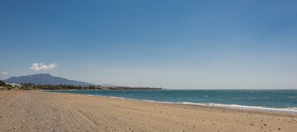 Apartamento de 4 dormitorios en Cancelada, Spain No. 10068 5