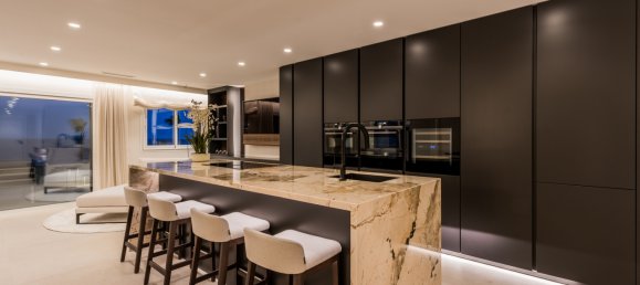 Apartamento de 4 dormitorios en Cancelada, Spain No. 10068 6